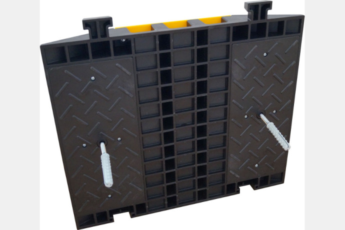 Protector cabluri — pod pentru cabluri — 3 canale