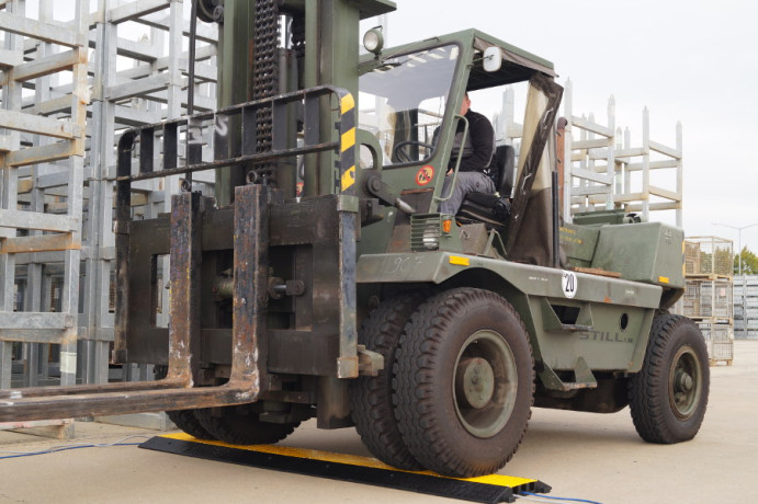 Protector cabluri — pod pentru cabluri — 3 canale